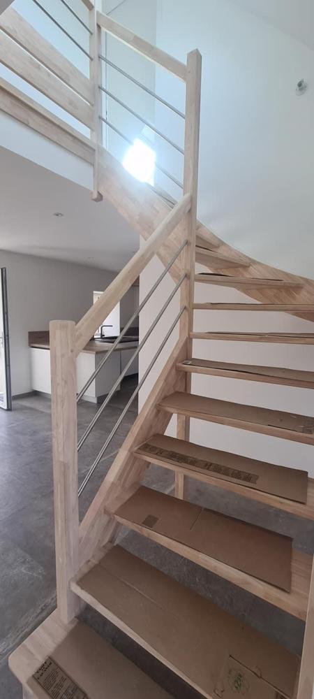 Escalier hévéa